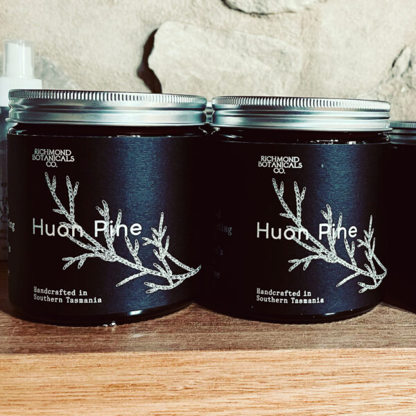ARTISAN CANDLE. Tasmanian Huon Pine